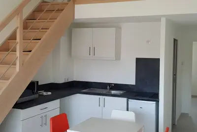 Image de Nouveau: Duplex neuf avec grand balcon à 15min du port, place de parking
