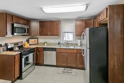 Image de Clean Newly Remodeled 2 Bedroom Apartment