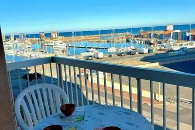 Image de Appartement vue mer et port accès direct plage 4pp2b32