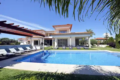 Image de Villa 320 Holiday Villa w\/Pool, Jacuzzi and Tennis