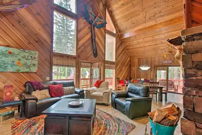 Image de Angel Fire Cabin: Hot Tub, Fire Pit & Trail Access