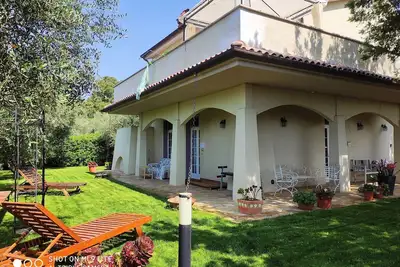 Image de Apartment in private villa with 4000 m2 appartemt Conchiglia