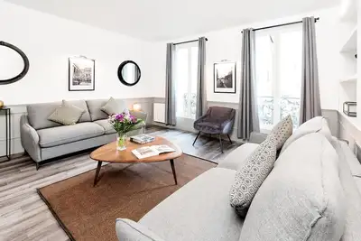 Image de LivinParis | Luxueux 3 Chambres Montmartre