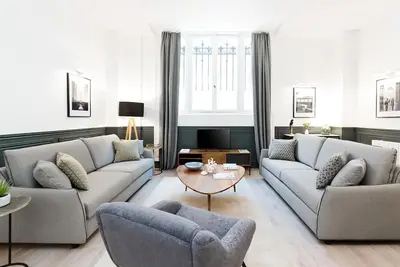 Image de LivinParis | Luxueux 3 Chambres République
