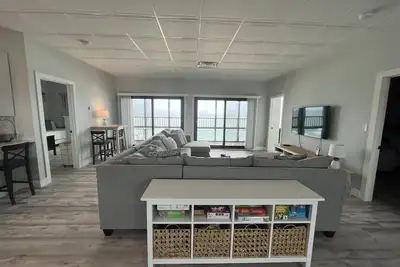 Image de Penthouse - Oceanfront with Pool at Regency Towers