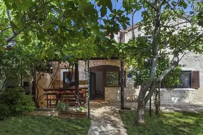 Image de Mediterranes Ferienhaus mit Garten 200 m vom Meer