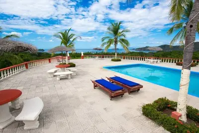 Image de Pool with 180 ocean view - all in walking distance