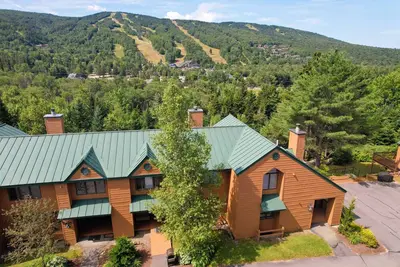 Image de W9 Renovated Bretton Woods condo with great ski slope views, A/C fireplace, 1 minute from skiing!