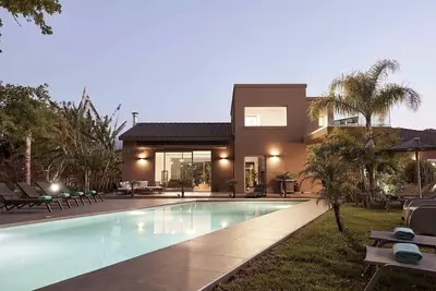 Image de Villa Fuerte I Free 2 7-seater Minivans, Private *Heated pool