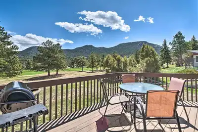 Image de 4 Mi to Rmnp: Mtn-View Home w/ Golf Course!