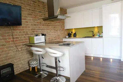 Image de Central Kemptown Studio Vibrant Retreat
