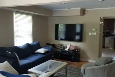 Image de Modern three story Townhome minutes from Atlantic City and Ocean City.