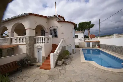 Image de Maison de vacances Montroig-Mar pour 2 - 12 personnes avec 6 chambres à coucher - Maison de vacances