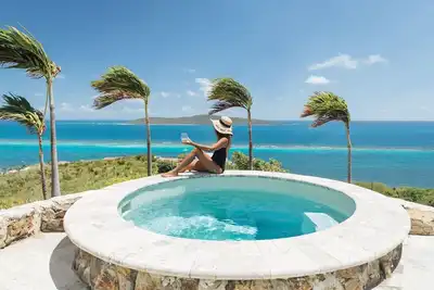 Panoramic Views - Delightful 3 Bedroom/3 Bath Home