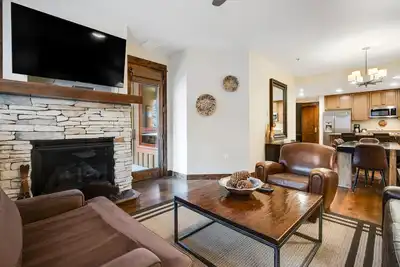Image de Lovely Breckenridge condo with fireplace & resort amenities