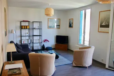 Image de A deux pas de la plage, un appartement familial plein de charme.