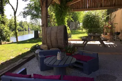 Image de Gîte charmant au bord du lot pour les pêcheurs ou les amoureux de la nature