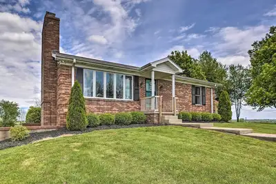 Image de 'Blue Moon Cottage' w/ Amazing Views of 5 Counties