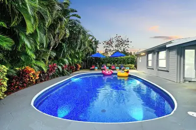 Image de 4 Br | Sleep 10 | Private Guest Suite | Heated Pool | Near Beaches, Waterpark & Pga