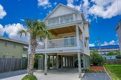 Image de Heart of Surf City- with easy beach access and walk to shopping & restaurants