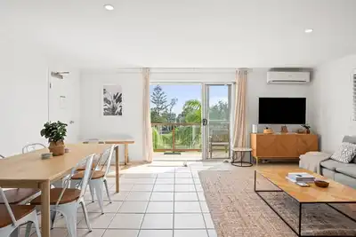 Image de Lawson Beachfront - Beach 50 meters from your door. . .