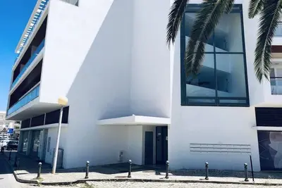 Sunny and cozy home for short or long term vacations