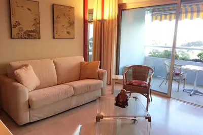 Image de Studio climatisé avec garage à Villeneuve Loubet Plage