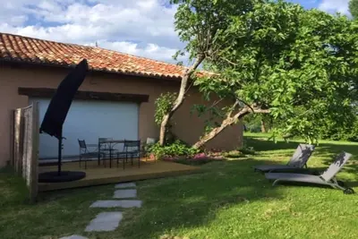 Image de Gîte à la capagne avec tennis et piscine à 7 kms de Perigueux