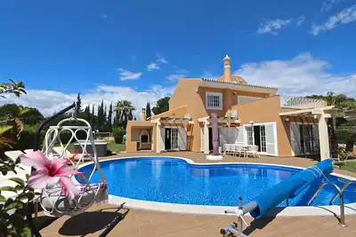 Image de villa privée de 6 chambres et 5 salles de bains