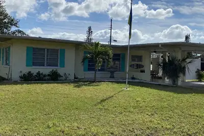 Flamingo House - Experience Old Florida!