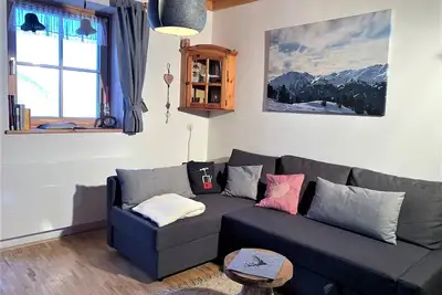 Image de Beautiful apartment with terrace and garden, mountain view, 50 m to the elevator