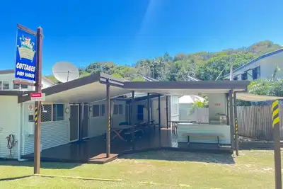 Image de Budget Accommodation Creature Comforts: Eli Unit - Better than camping!