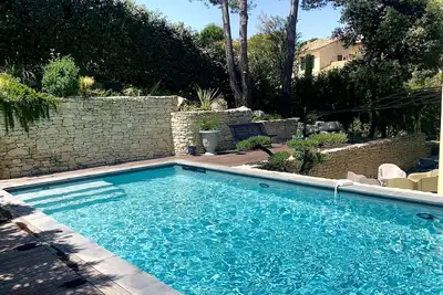 Image de Belle Villa avec piscine privée, climatisée - Domaine Pont Royal, proche du golf