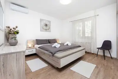 Image de Ivo - Three Bedroom Apartment