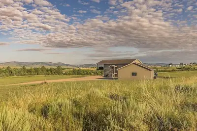 Image de Spacious Lake House!