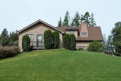 Image de Remodeled and Furnished 1 Bdr 2 Bth House\/Apartment Close to Whitefish\/Glacier