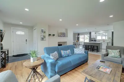 Newly Renovated Kirkland\/Redmond Rambler