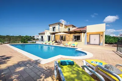 Image de 4-bedroom luxury villa