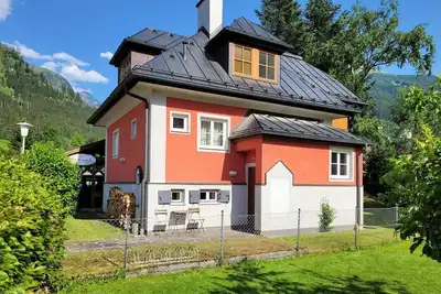Image de The red vacation home - Schnuck, Villa