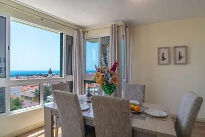Image de Coeur Appartement En Centre Ville Vue Mer Panoramique