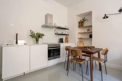 Image de Appartement dans le Vieil Antibes, 5mn à pied de la plage