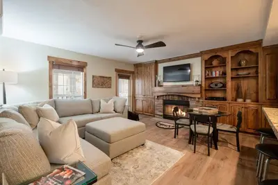 Image de Newly furnished Ski-in Ski-out 2br in Park City-hot tub, pool & fitness center
