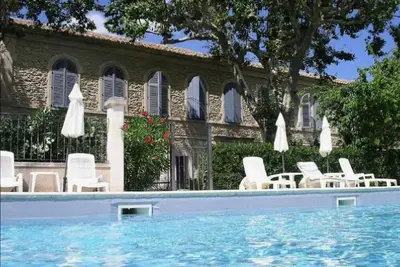 Image de Apartment Chabaud - Graveson, Provence