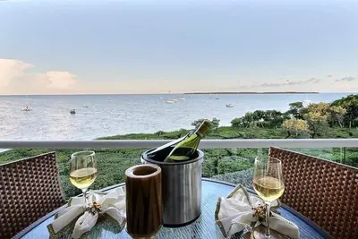 Image de 334 Mariners Club | 2 Bed, 2. 5 Bath