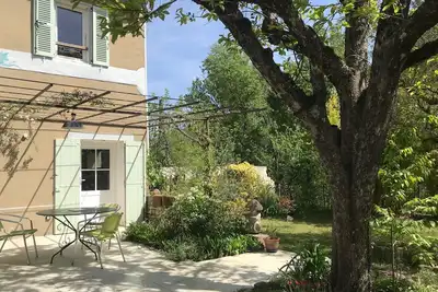 Image de Charmante maison en bord de rivière