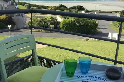 Image de Triplex pour 5 personnes avec terrasse vue mer 100 m de la plage de Trestel