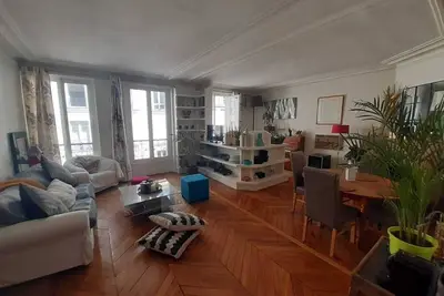 Image de Bel appartement situe au coeur de Paris