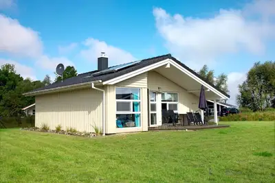 Image de Haus am Salzhaff - The luxurious Danish holiday home is located in Vorwerk