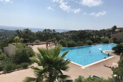 Image de Joli Mazet Climatise Avec Terrasse Vue Mer