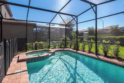 Image de Private Pool & Game Room Near Disney Parks